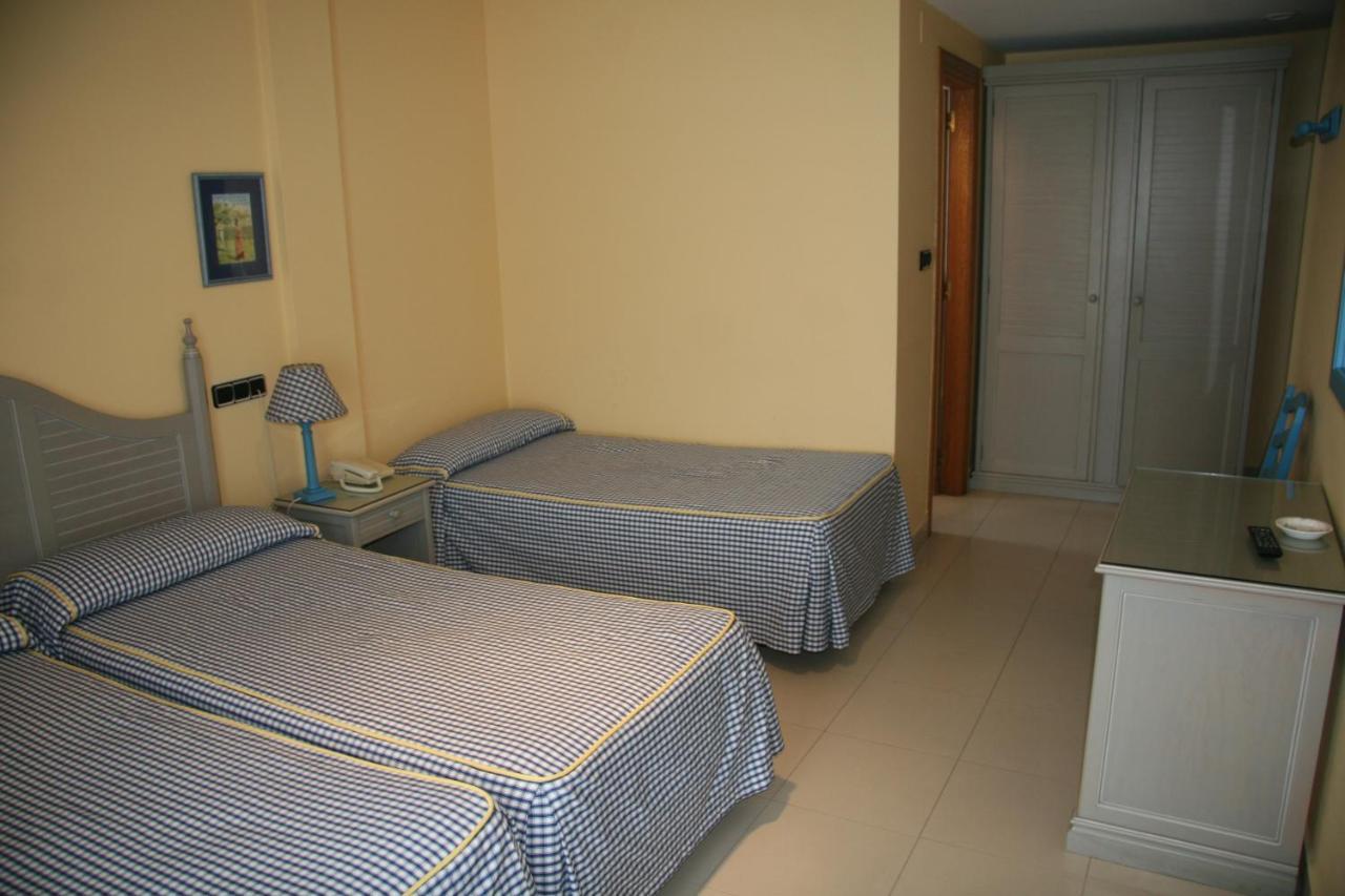 Hotel Pineda Playa Noja Oda fotoğraf