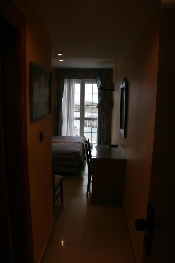 Hotel Pineda Playa Noja Oda fotoğraf